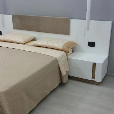 Grancara House Bed and breakfast Pannaconi